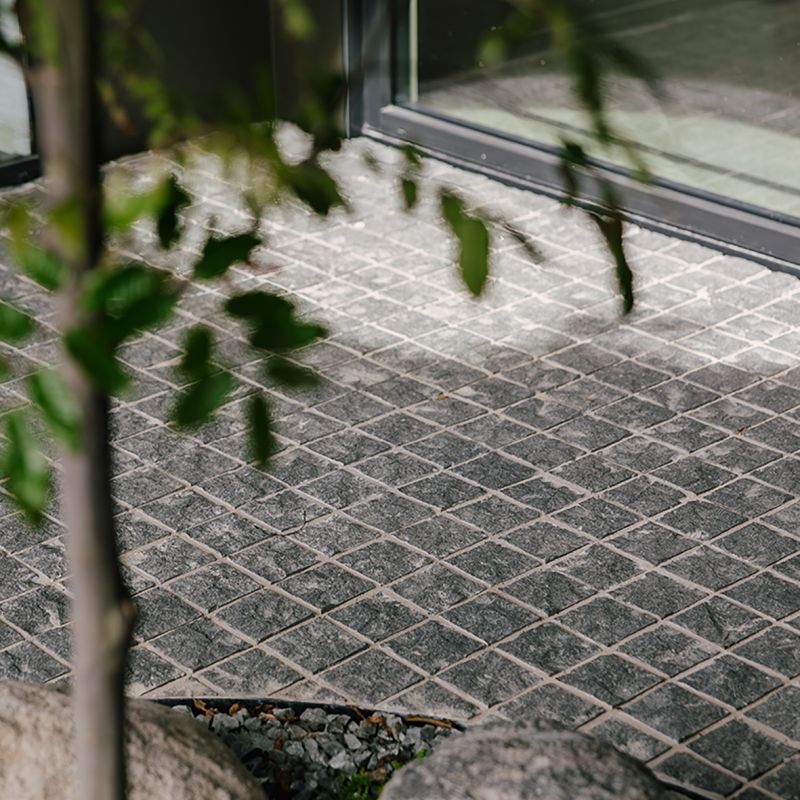 Metro Cobble Granite