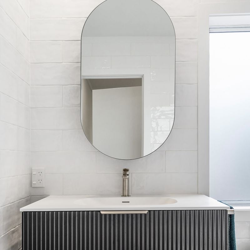 Urban White Gloss 130x396