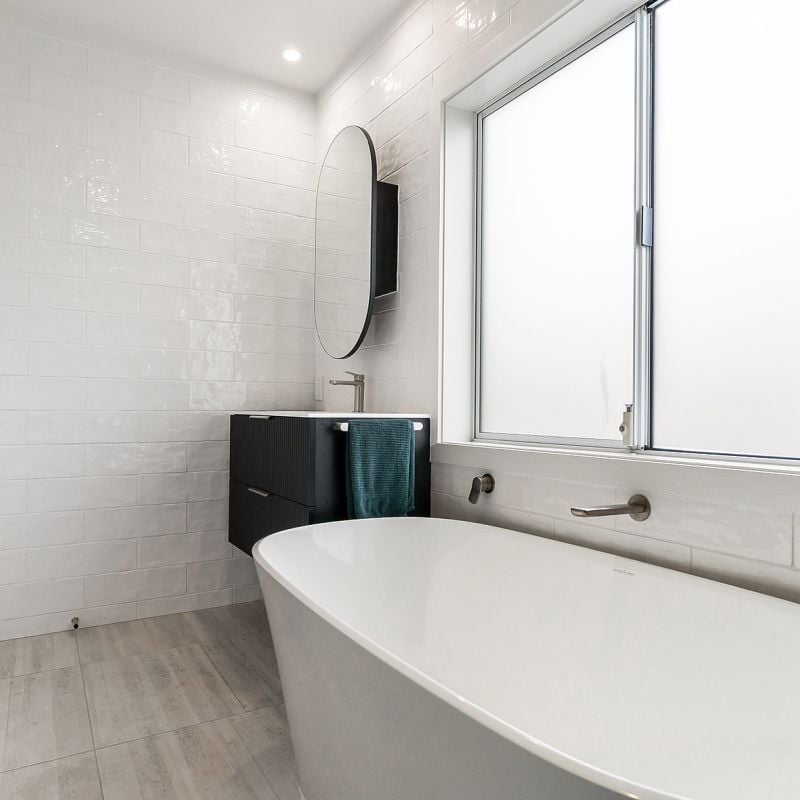 Urban White Gloss 130x396